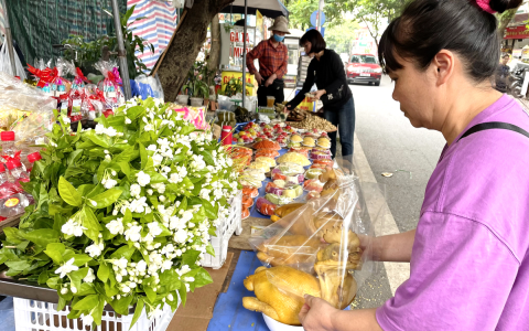 Xem Lich Van Nien Nam 2013: Ngày Đẹp Kết Hôn, Khai Trương